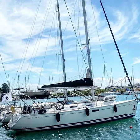 North Aegean Sailinggodspeed Πλωτό κατάλυμα Θεσσαλονίκη